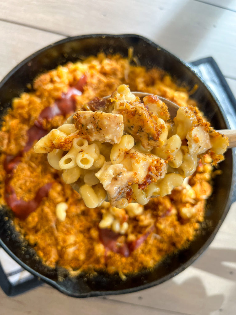 LOADED BBQ CHICKEN MAC AND CHEESE | RestoRD by Allie